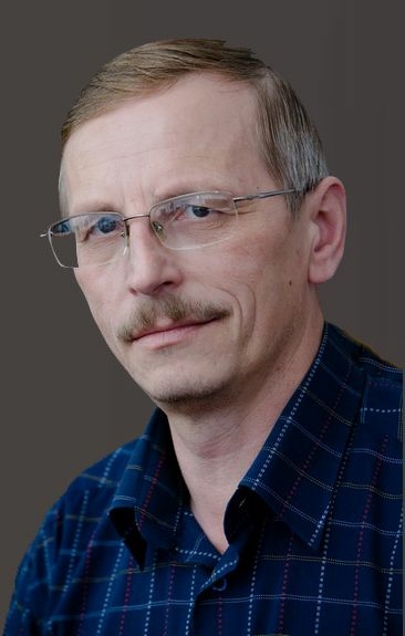 Александр Расев
