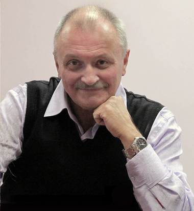 Марк  Аксенов